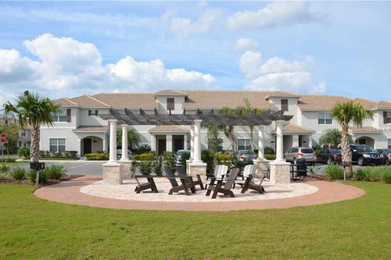 C - New 4 Bedroom Home - 5 Miles To Disney - Free Water Park - Private Pool Kissimmee Exterior photo