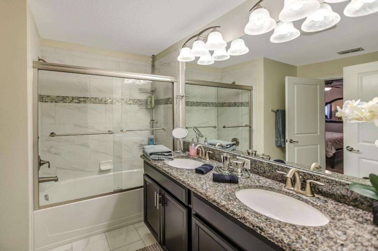 C - New 4 Bedroom Home - 5 Miles To Disney - Free Water Park - Private Pool Kissimmee Exterior photo