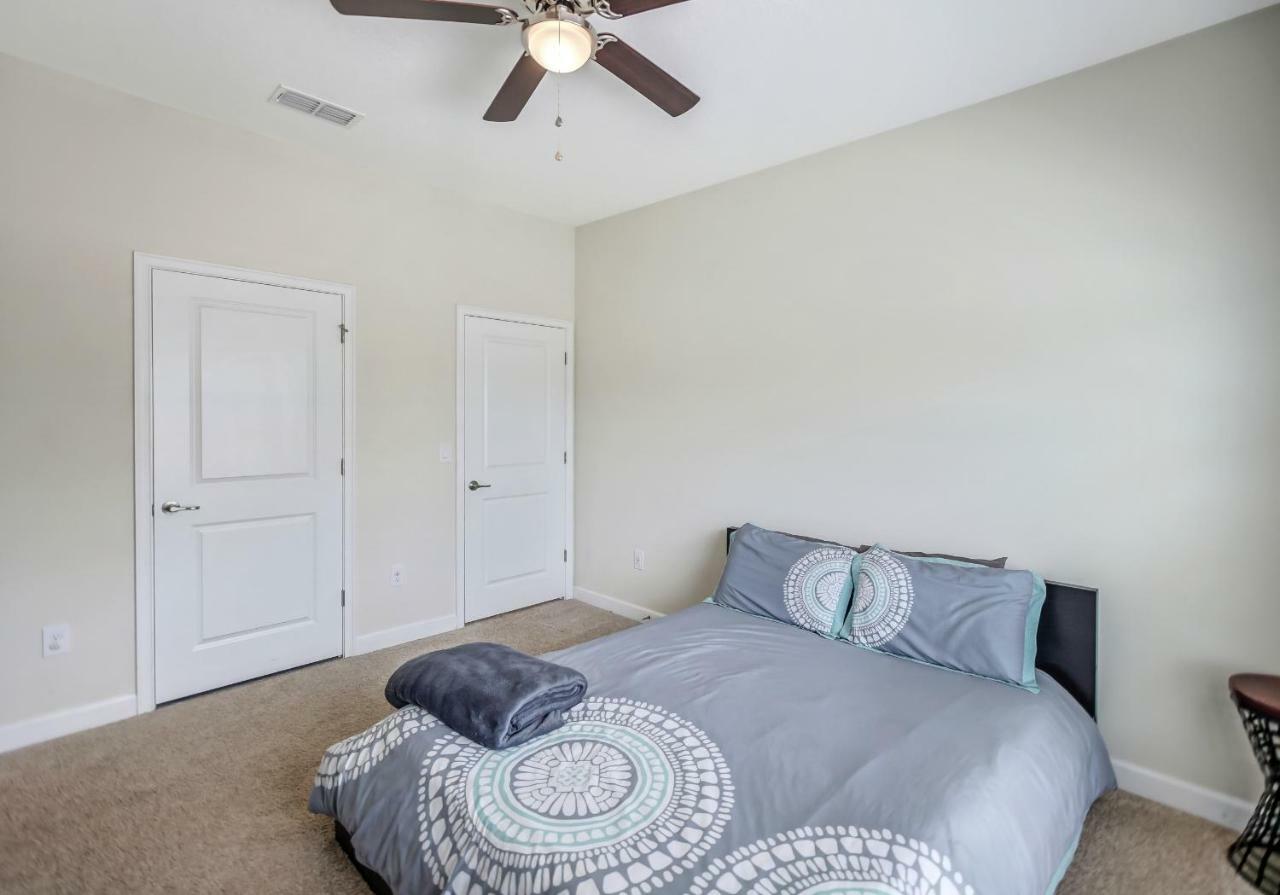 C - New 4 Bedroom Home - 5 Miles To Disney - Free Water Park - Private Pool Kissimmee Exterior photo